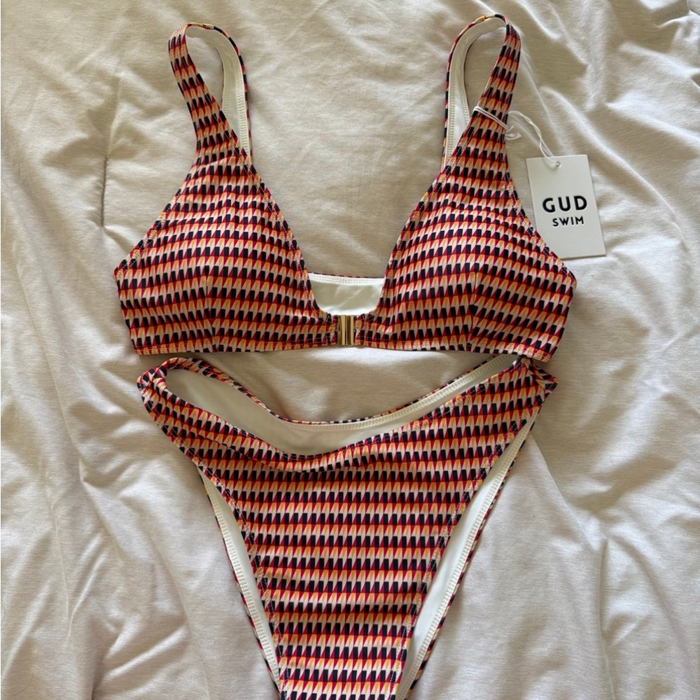 Viral GUD Swim Red and Black Houndstooth Bikini Set sold out online*